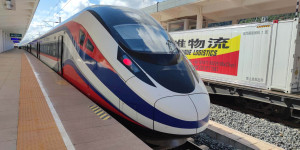 Beitragsbild des Blogbeitrags Laos per Zug: Alle wichtigen Reisetipps, Tickets & Fahrpläne